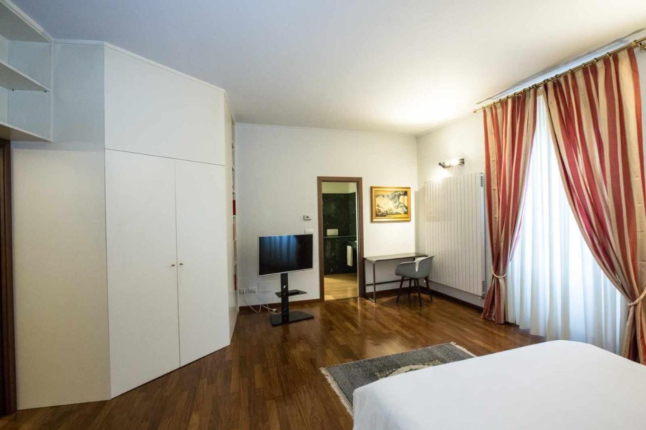 Historical Apartment In The Center Of Gravedona - Larihome A02 Dış mekan fotoğraf